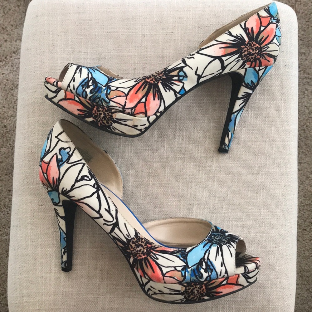 Nine West floral heels